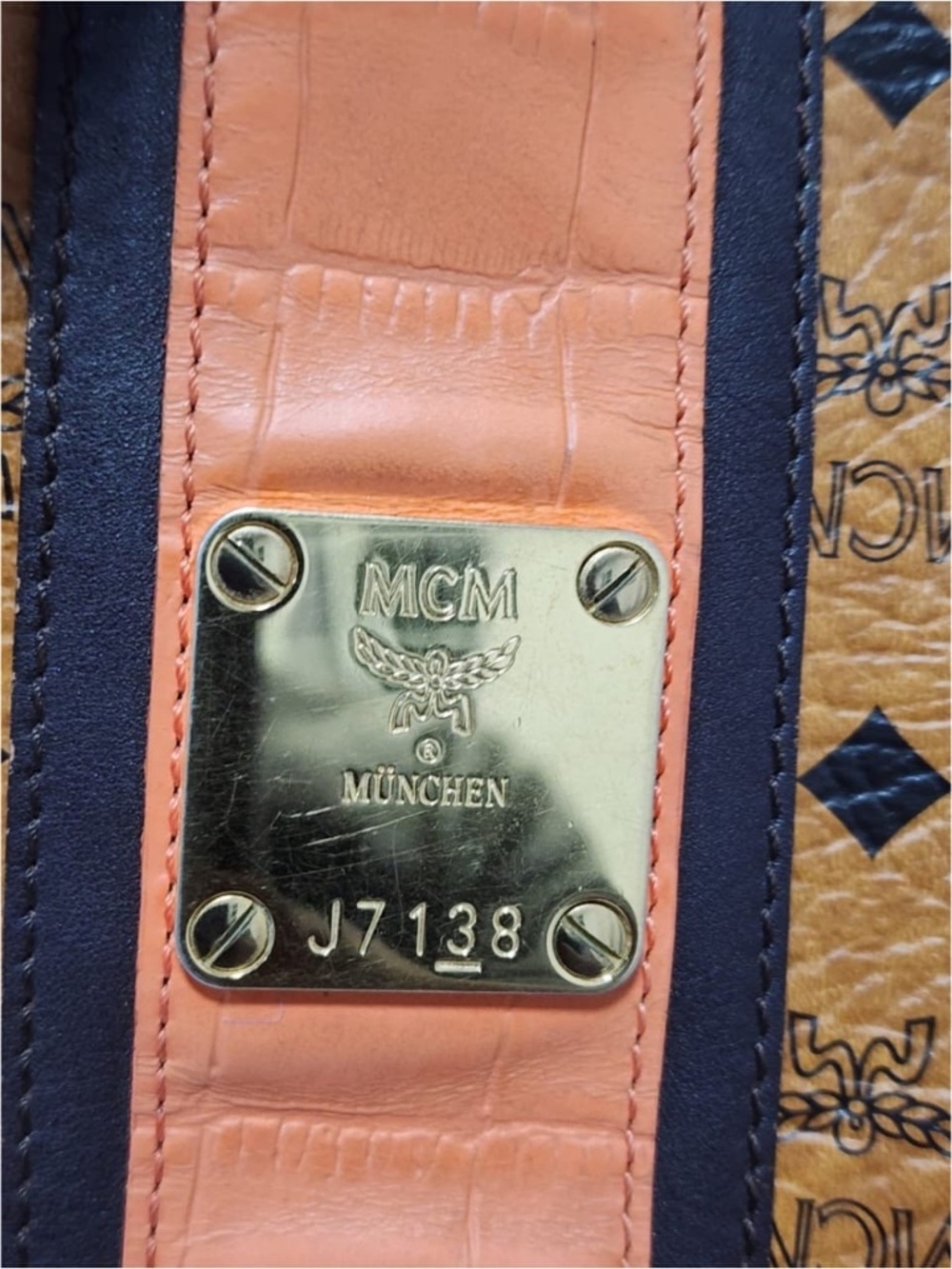 Authentic MCM Visetos Shopper Stripe XL Tote Bag Brown/Peach - Picture 3 of 14